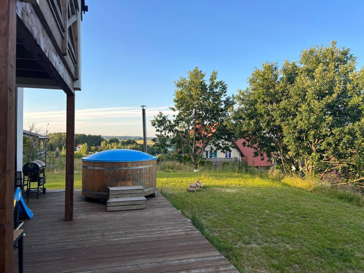 Villa Dom W Chmielnie Na Wzgorzu Chmielno Exterior foto